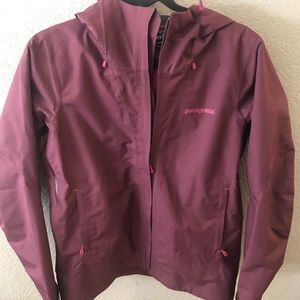 Patagonia Waterproof Purple Storm/ Ski Jacket Sz S